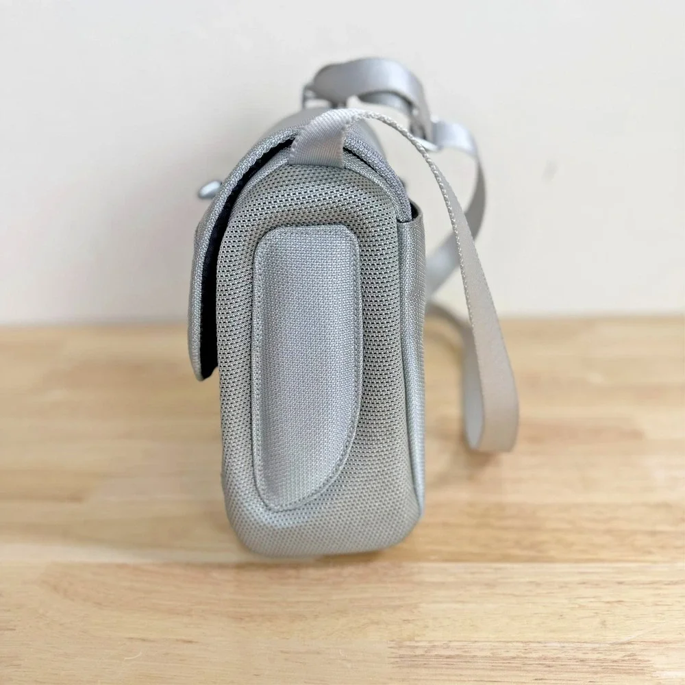TUMI T3 Apex Silver Gray Textured Crossbody Travel Bag Adjustable Strap Flap